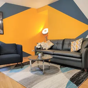 Elegant Naschmarkt Apartment