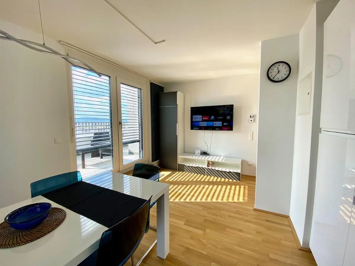 Sonnenwohnen Penthouse Direkt Bei U-Bahn Und Therme Wien Mit Top Anbindung Ins Zentrum 0*, Vienna