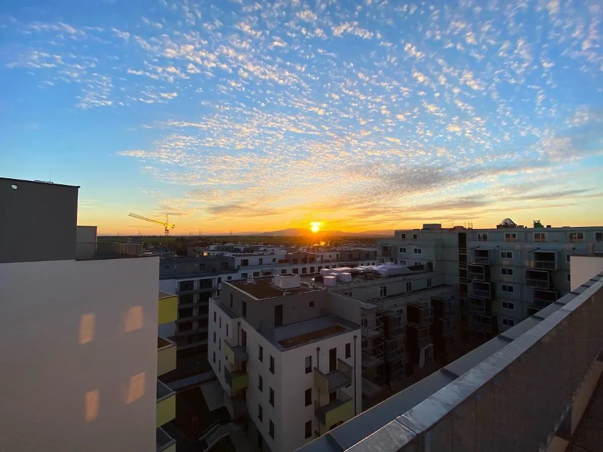 Sonnenwohnen Penthouse Direkt Bei U-Bahn Und Therme Wien Mit Top Anbindung Ins Zentrum Vienna