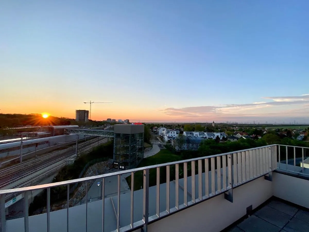 Sonnenwohnen Penthouse Direkt Bei U-Bahn Und Therme Wien Mit Top Anbindung Ins Zentrum