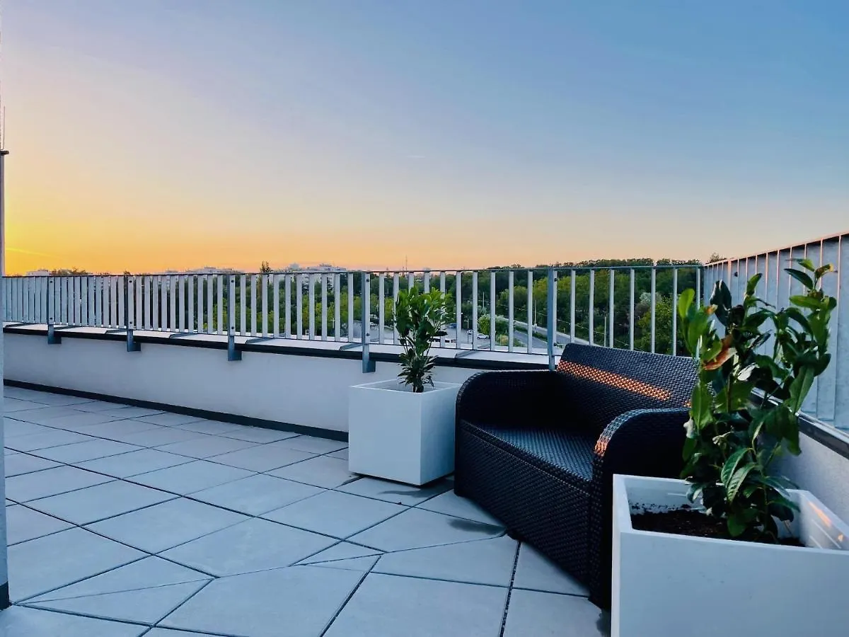 Sonnenwohnen Penthouse direkt bei U-Bahn und Therme Wien mit Top Anbindung ins Zentrum 0*,  Österreich