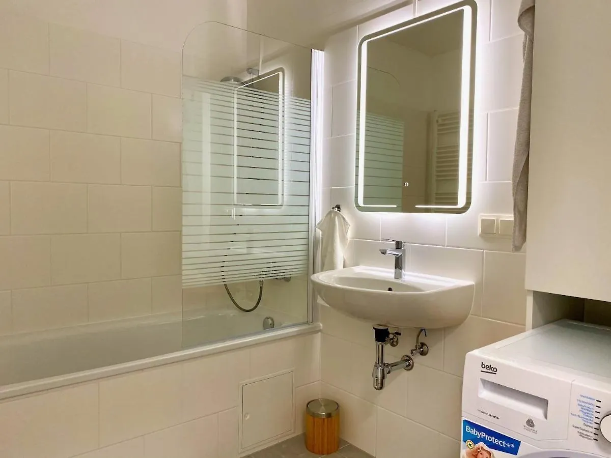 Διαμέρισμα Sonnenwohnen Penthouse Direkt Bei U-Bahn Und Therme Wien Mit Top Anbindung Ins Zentrum