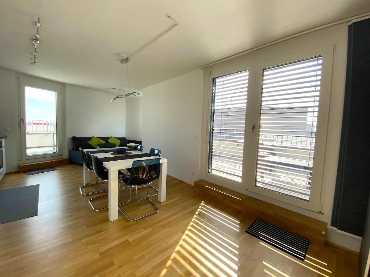 Sonnenwohnen Penthouse Direkt Bei U-Bahn Und Therme Wien Mit Top Anbindung Ins Zentrum Διαμέρισμα Βιέννη
